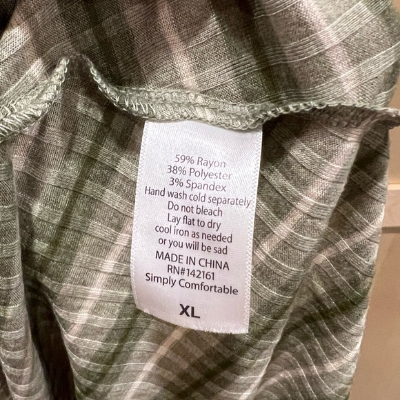 Carly Style Dress - Picture 3 of 8